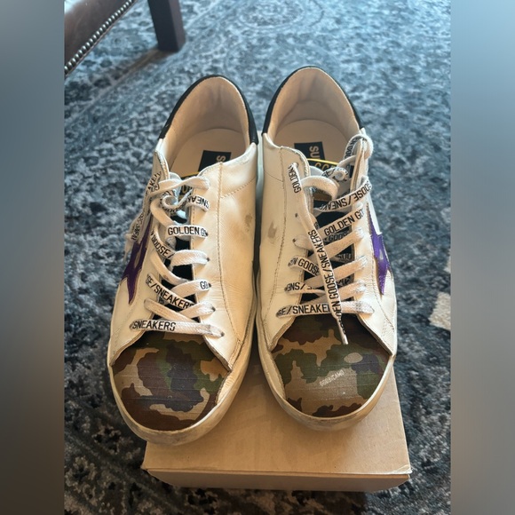 BNWOT Golden Goose SUPERSTAR CLASSIC WITH LIST size 42 / US 9 - Picture 2 of 9